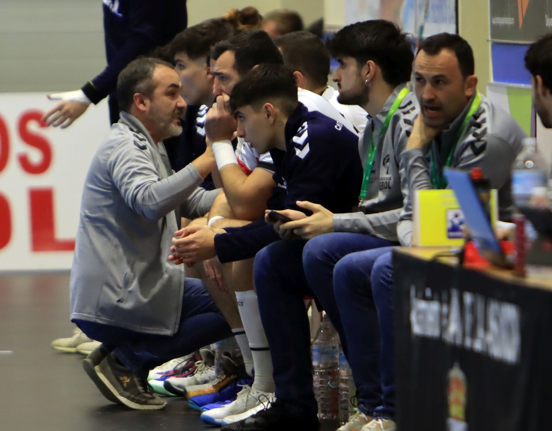 La victoria del Balonmano Nava, en imágenes