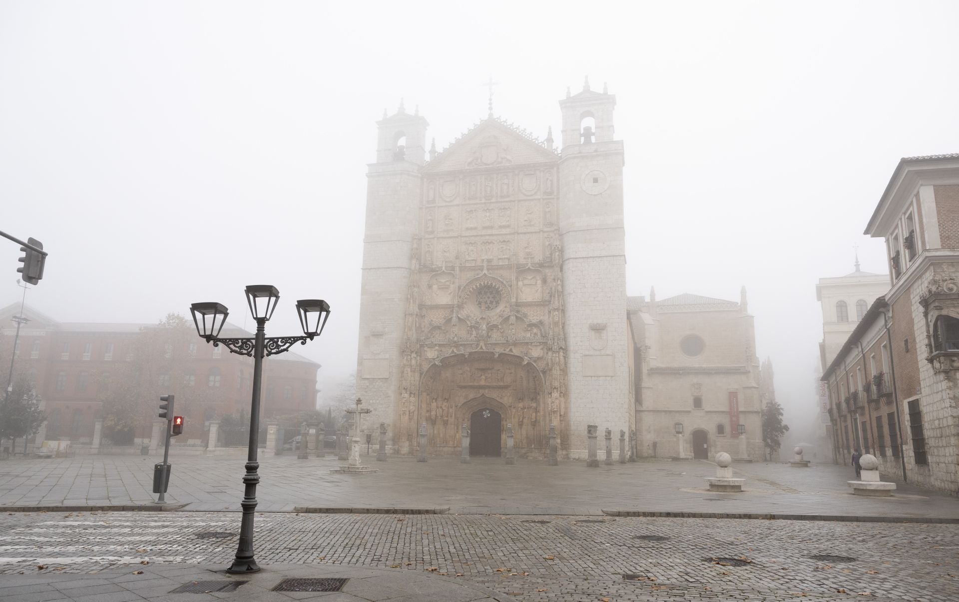 Mañana de niebla y cencellada en Valladolid