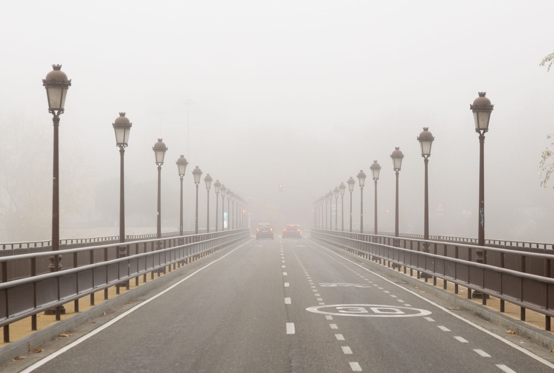 Mañana de niebla y cencellada en Valladolid