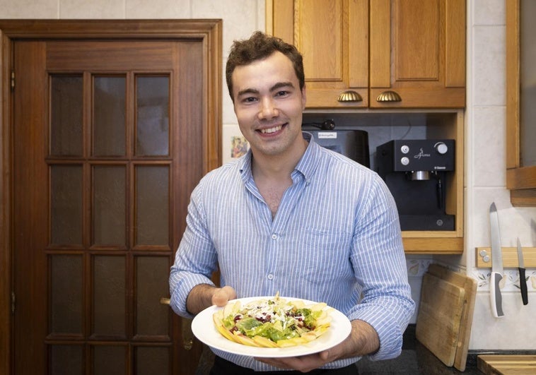 Carlos Ruiz presenta una colorida ensalada como entrante ligero para estas fiestas.