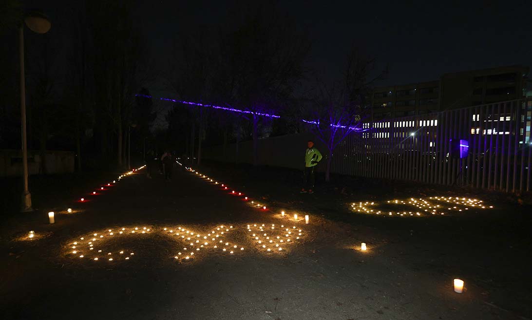 Correr entre velas en Palencia, un entrenamiento simpático