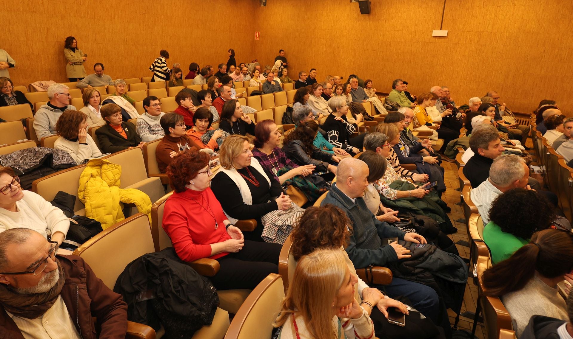 Distinciones para 209 empleados de la Junta en Palencia