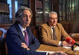 Juan carlos de Margarida y Óscar Julio Villegas, en la rueda de prensa.