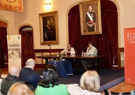 El Aula de Cultura de El Norte de Castilla de este jueves celebrado en la Academia de Caballería con el escritor Sergio del Molino