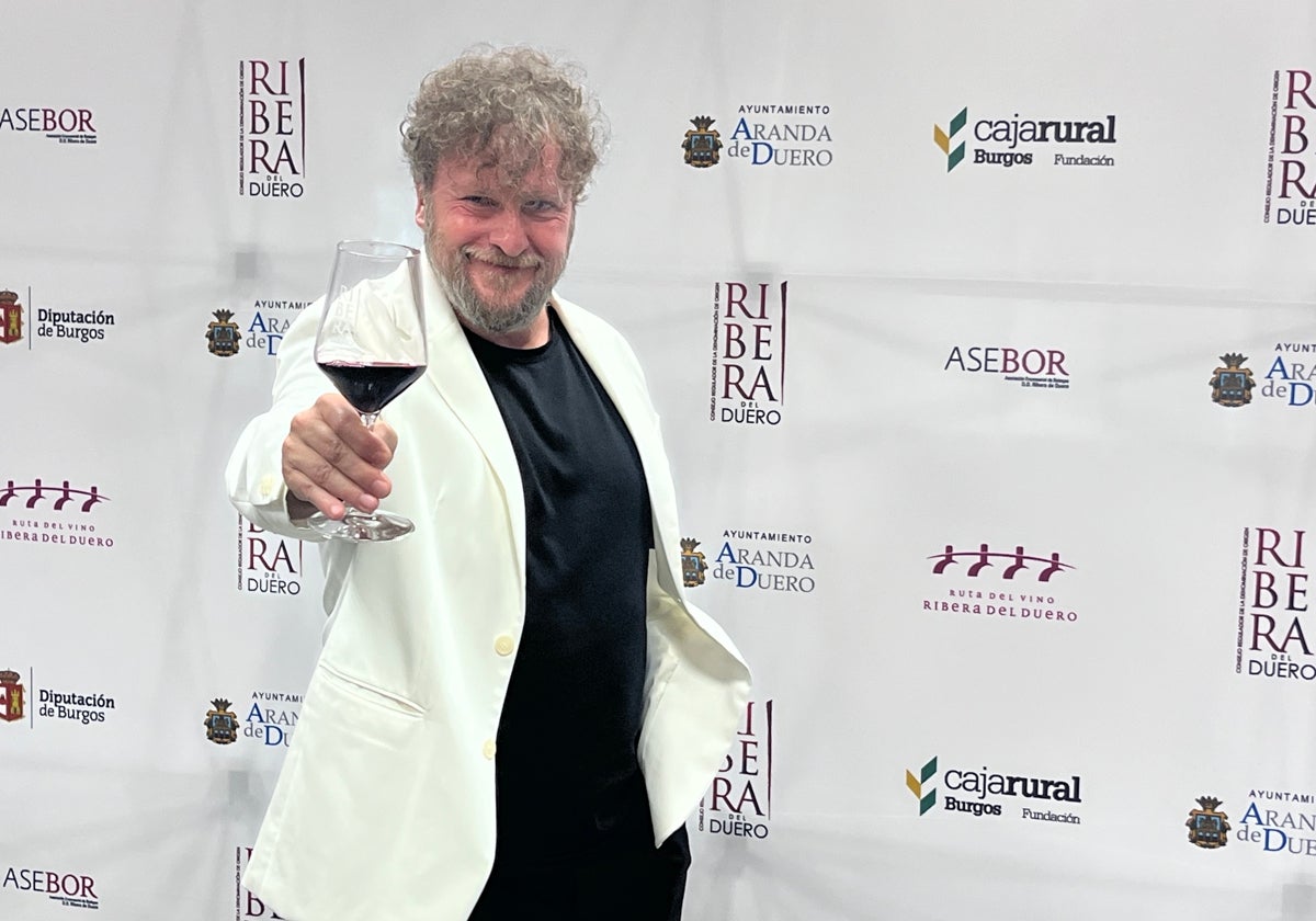 El actor Fernando Cayo, en la gran fiesta de la vendimia de la Ribera del Duero