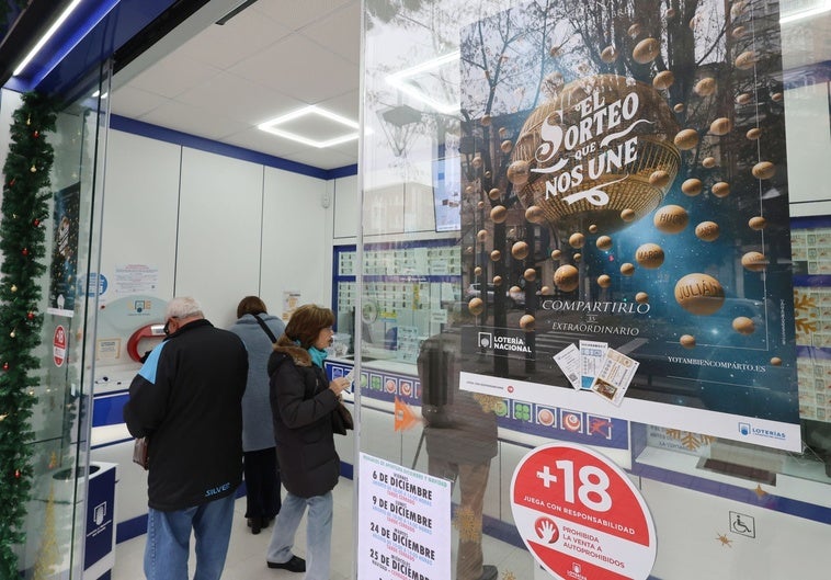 Los palentinos buscan la suerte para Navidad
