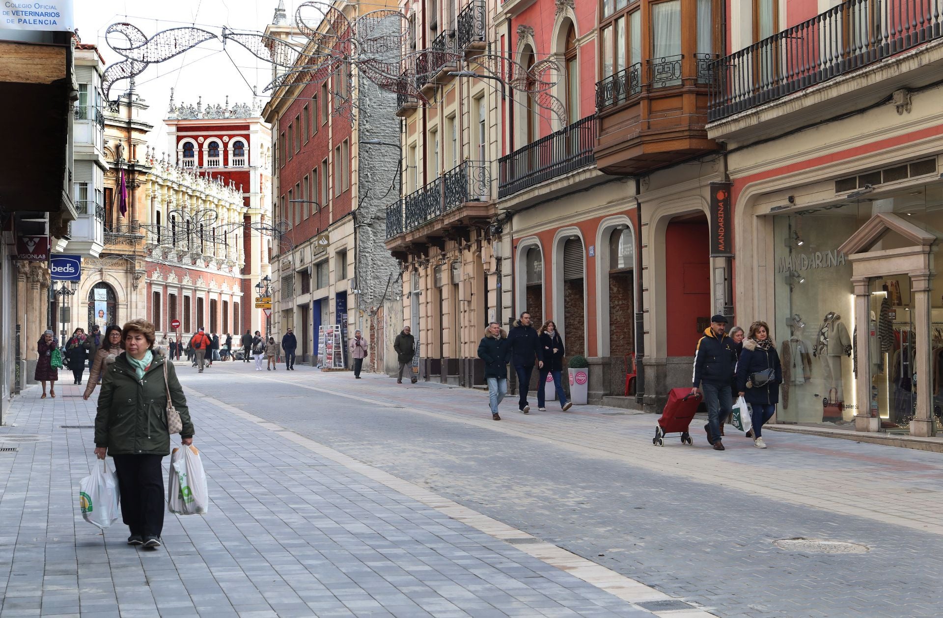 La calle Don Sancho de Palencia se entrega al peatón
