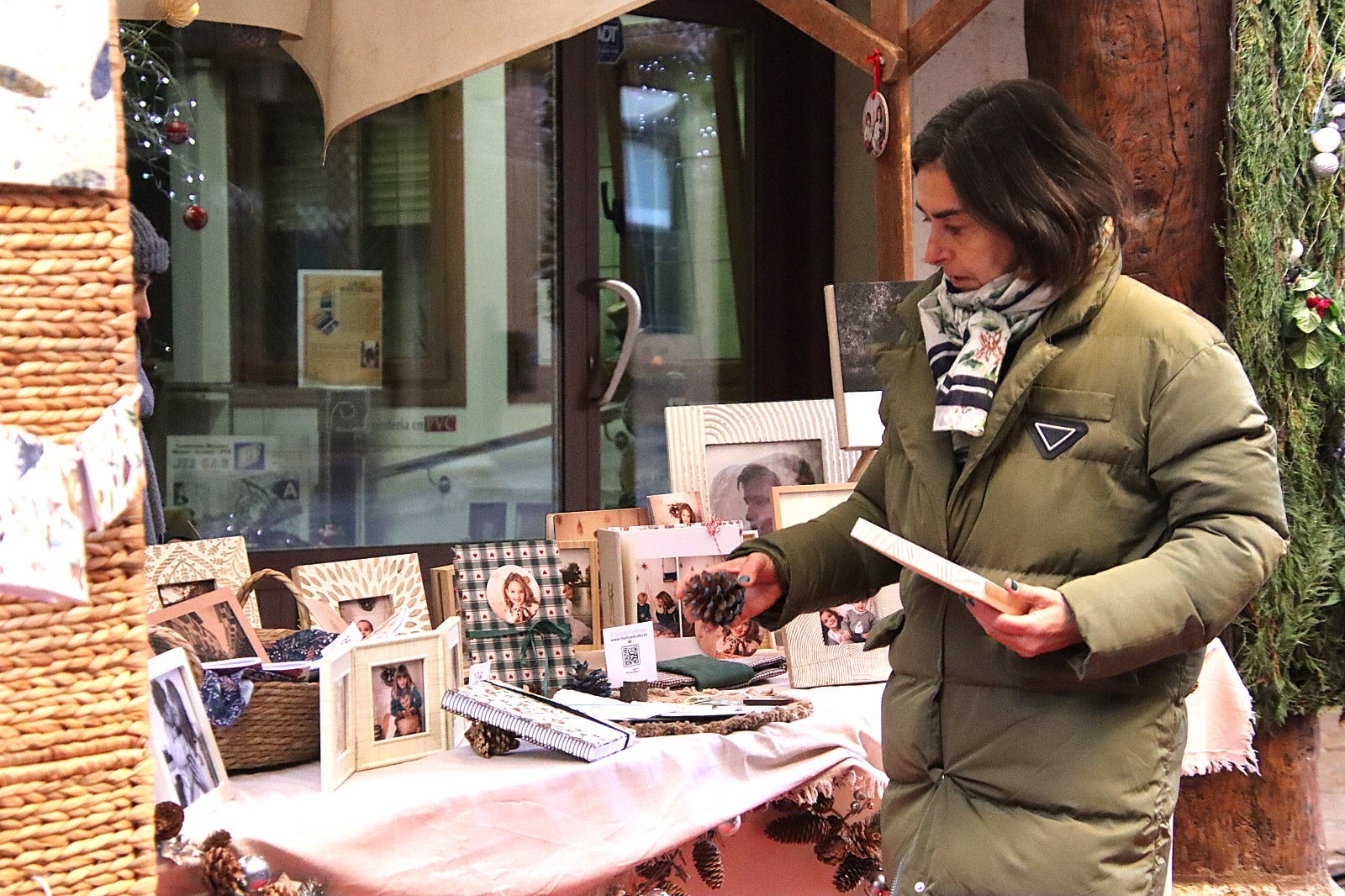 El comercio de Rioseco llena la calle Mayor de puestos