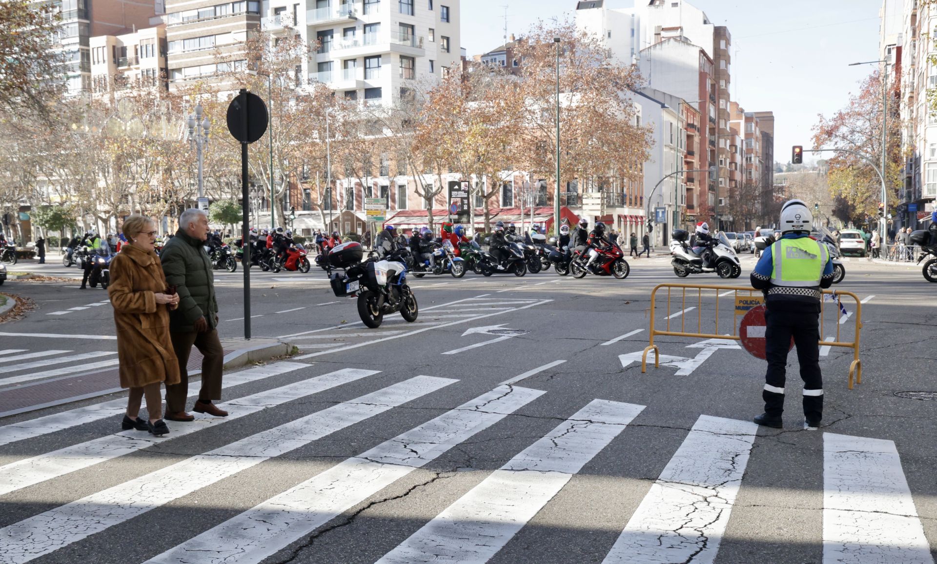La &#039;papanoelada&#039; motera de Valladolid, en imágenes
