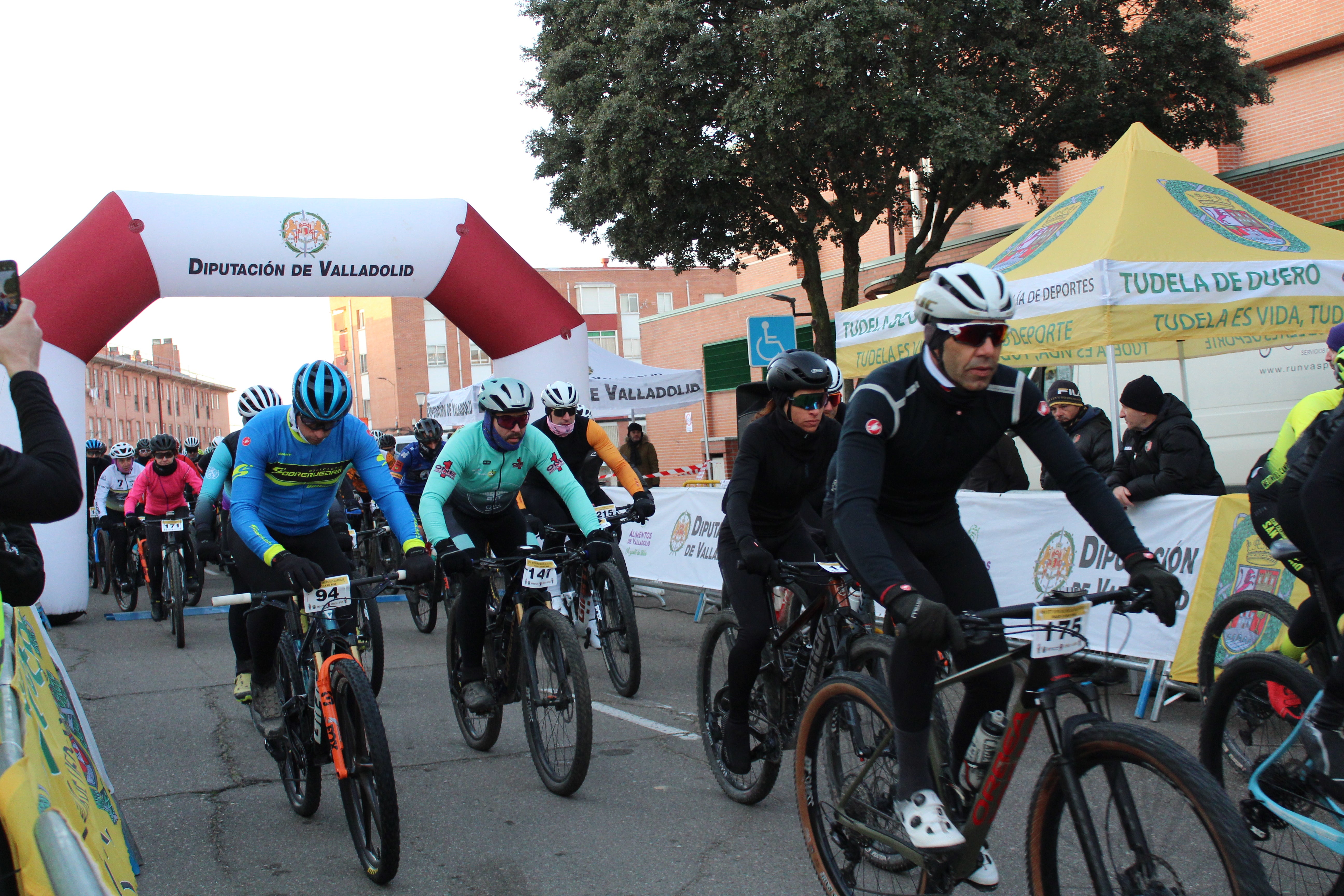 La XIII Bajo Cero Bike de Tudela de Duero, en imágenes