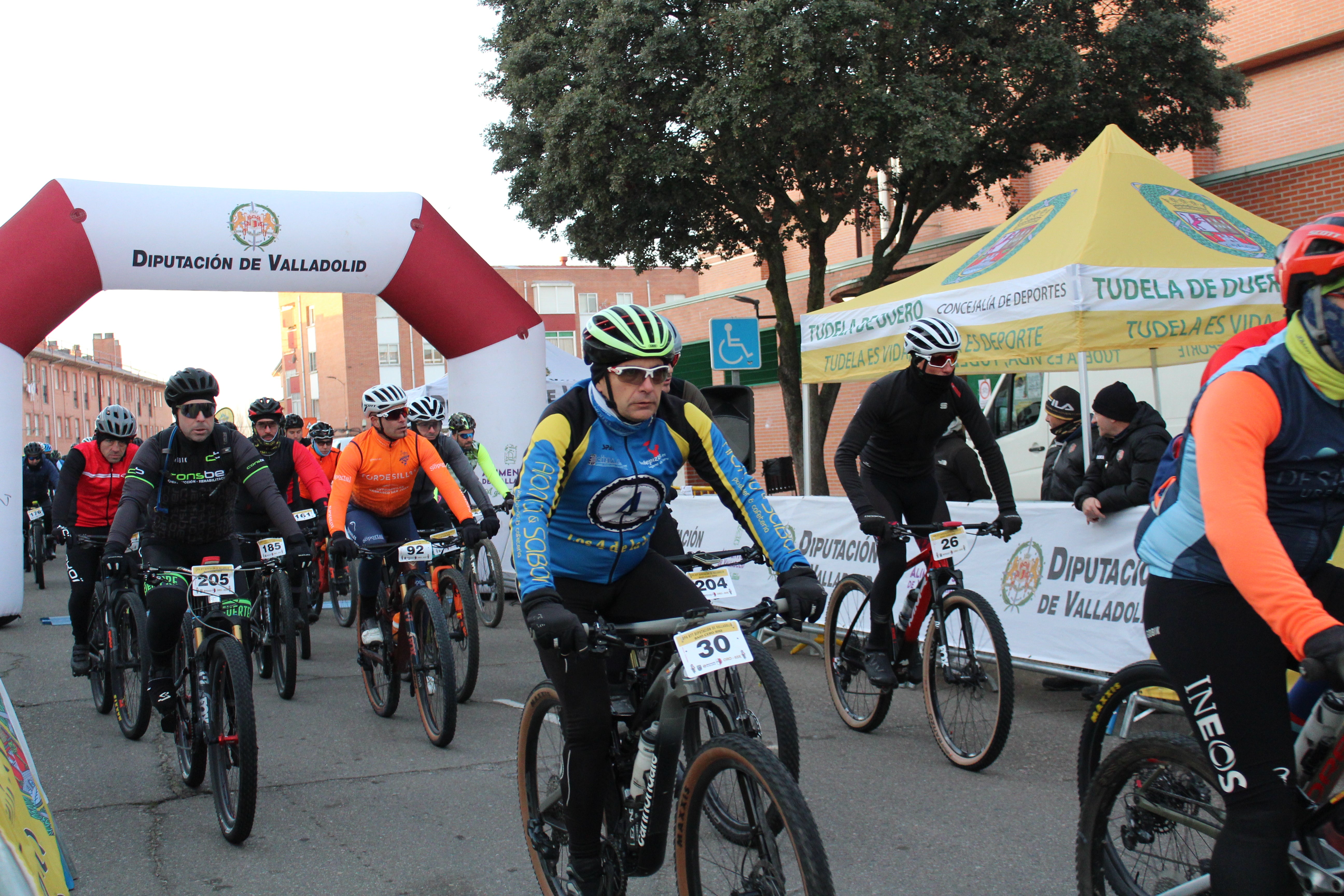 La XIII Bajo Cero Bike de Tudela de Duero, en imágenes