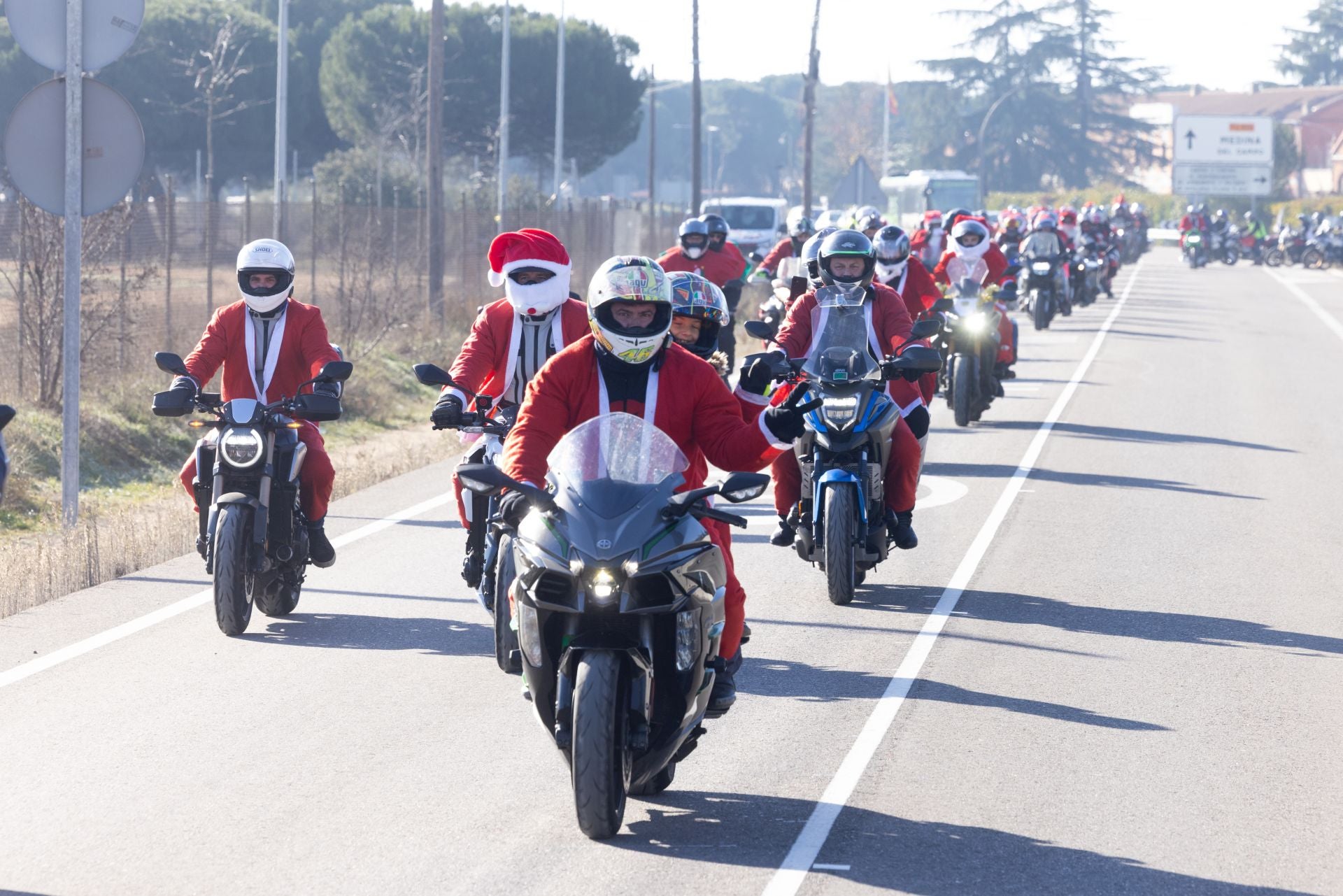 La &#039;papanoelada&#039; motera de Valladolid, en imágenes