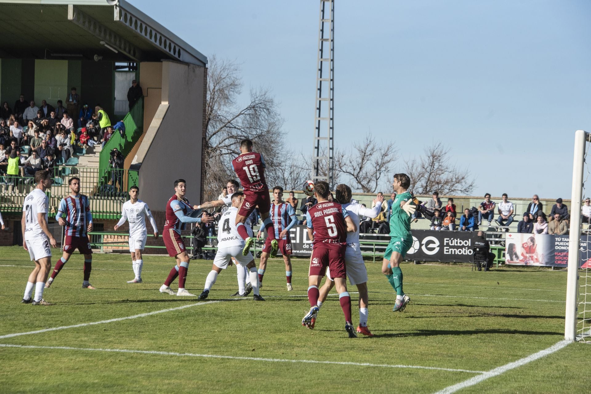 Fotografías del triunfo de la Segoviana ante el Lugo