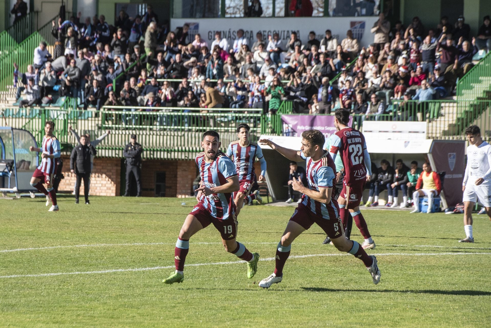 Fotografías del triunfo de la Segoviana ante el Lugo