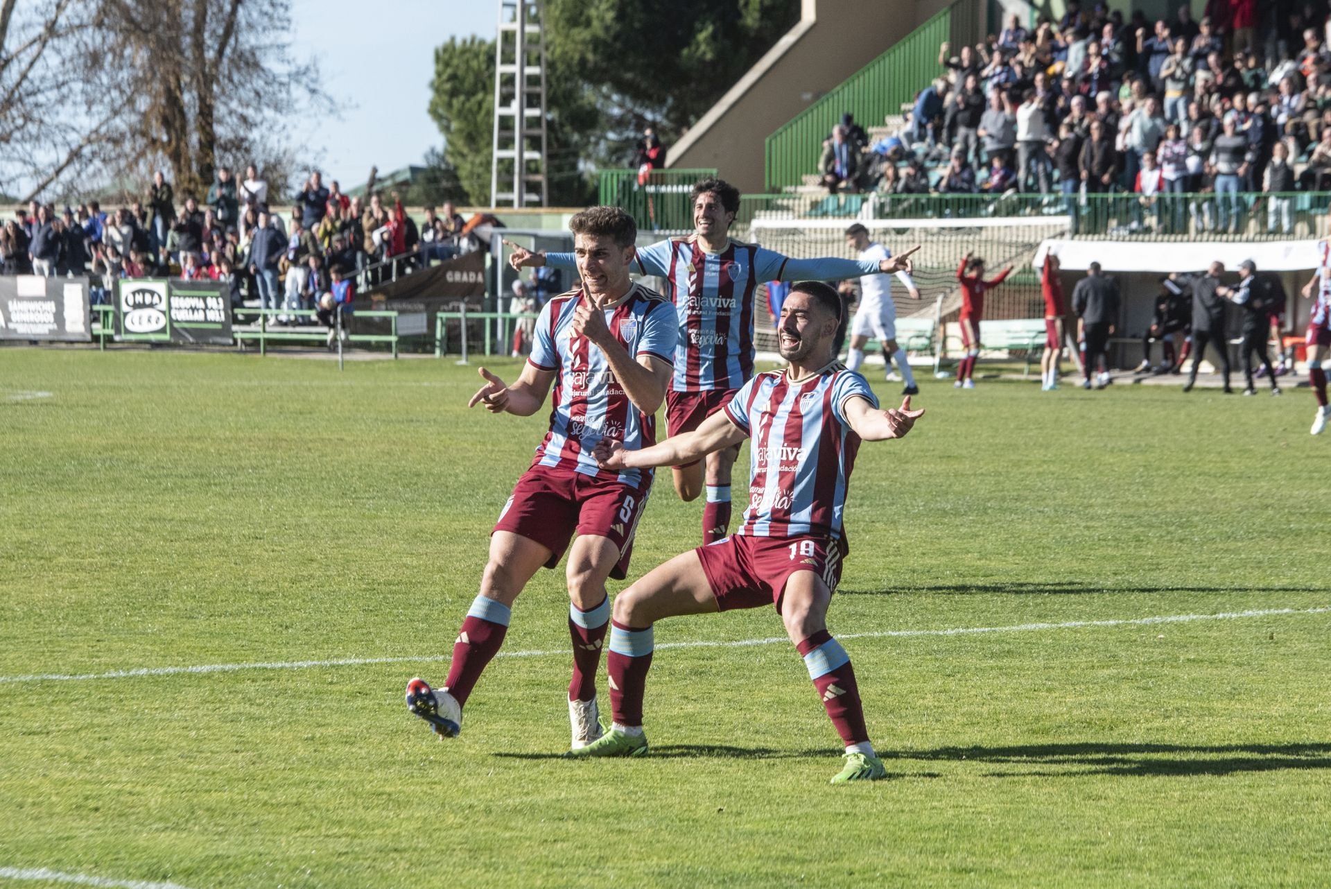 Fotografías del triunfo de la Segoviana ante el Lugo