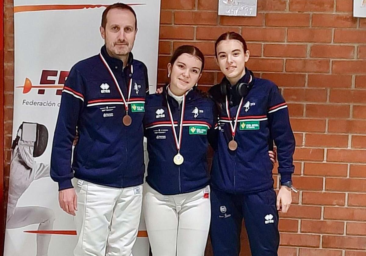 Jorge Diez, Paula Calvo y Elena de Cuenca.