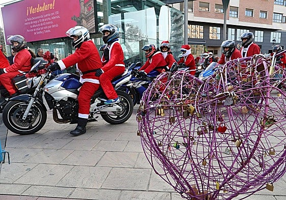 Papa Noel visita anticipadamente Palencia
