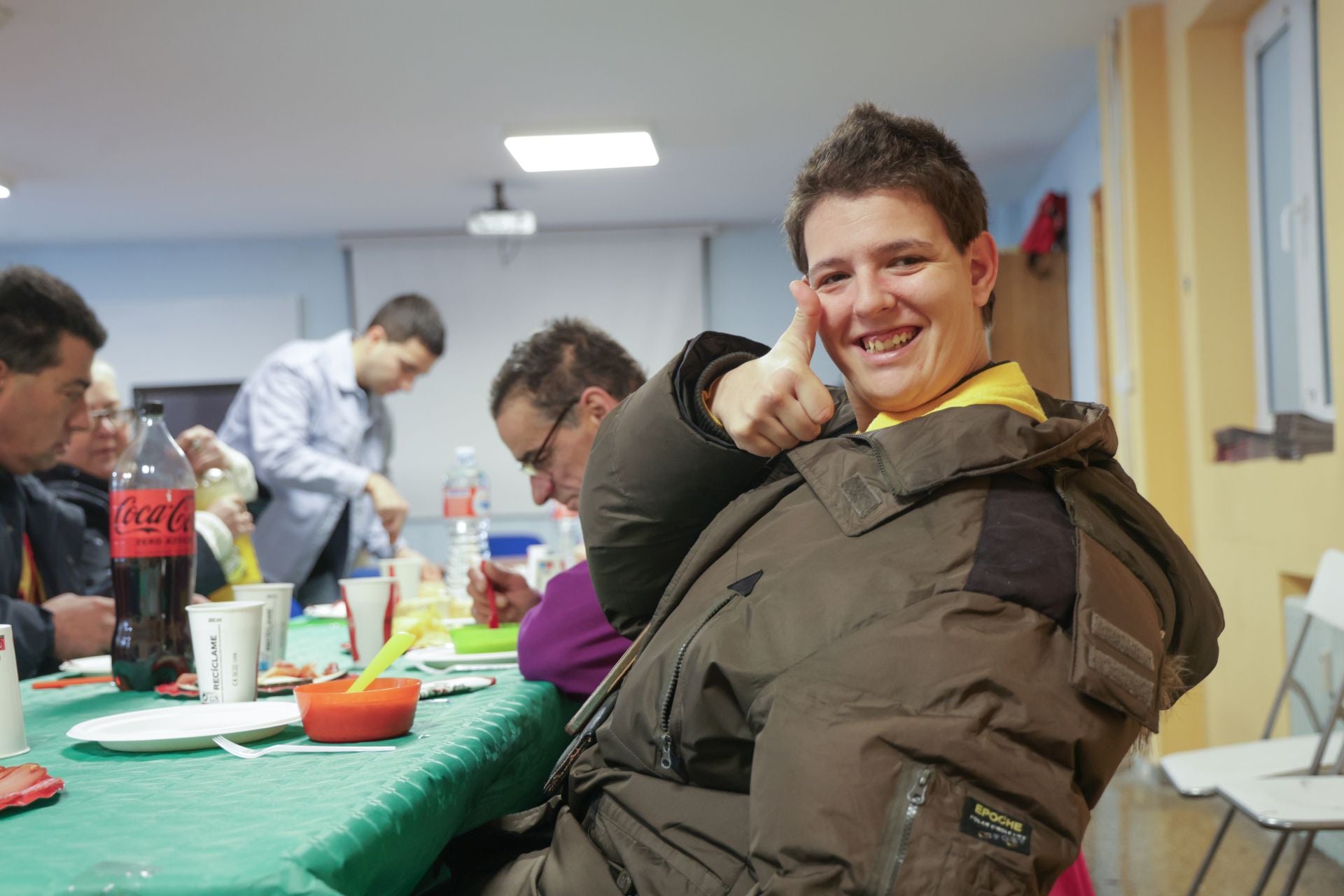 Las fotos de la comida solidaria &#039;No comas solo por Navidad&#039;