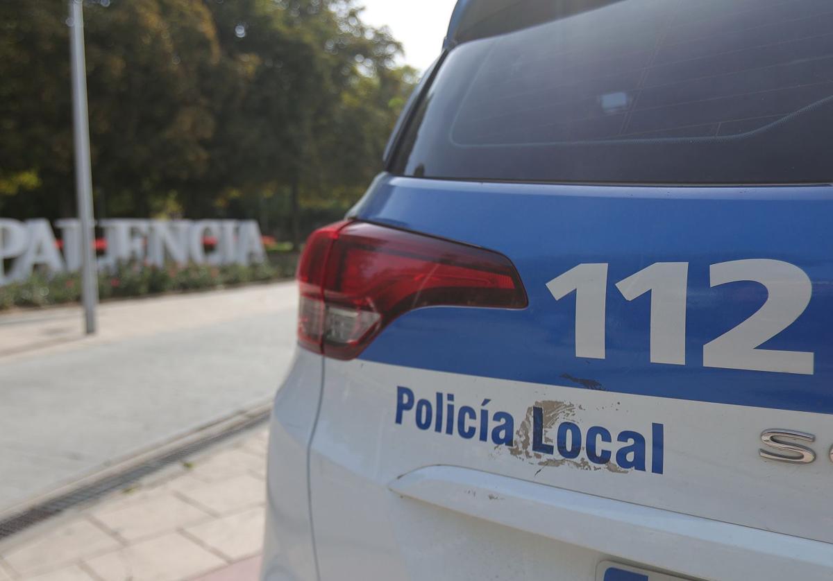 Lesionadas una mujer de 47 años y su hija en un atropello en la calle Acacias