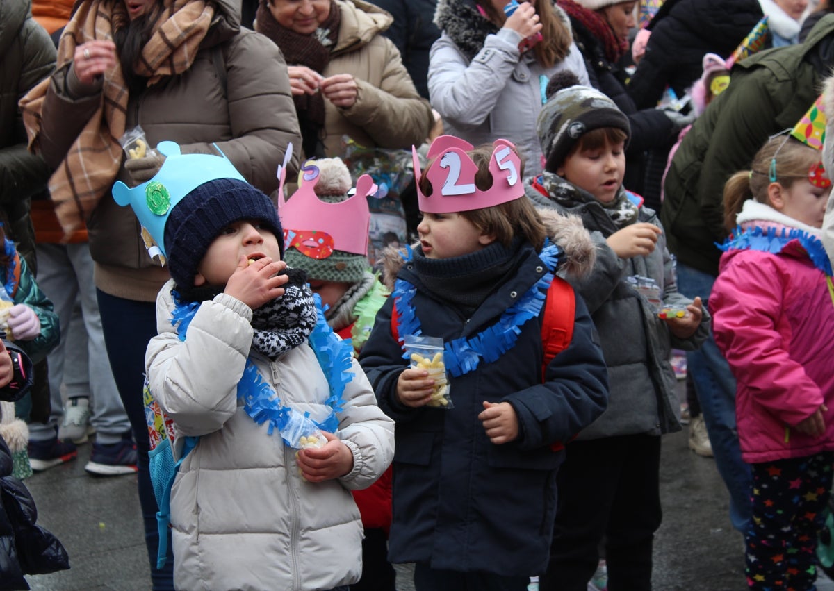 Imagen secundaria 1 - Celebración de las campanadas en Medina del Campo 