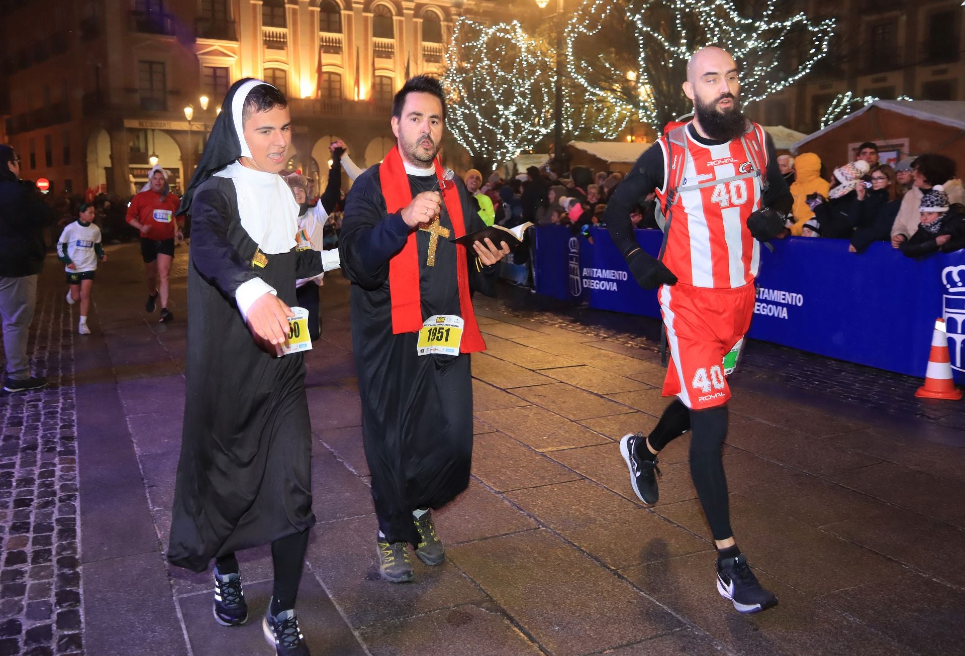 Fotografías de la San Silvestre de Segovia (1 de 3)