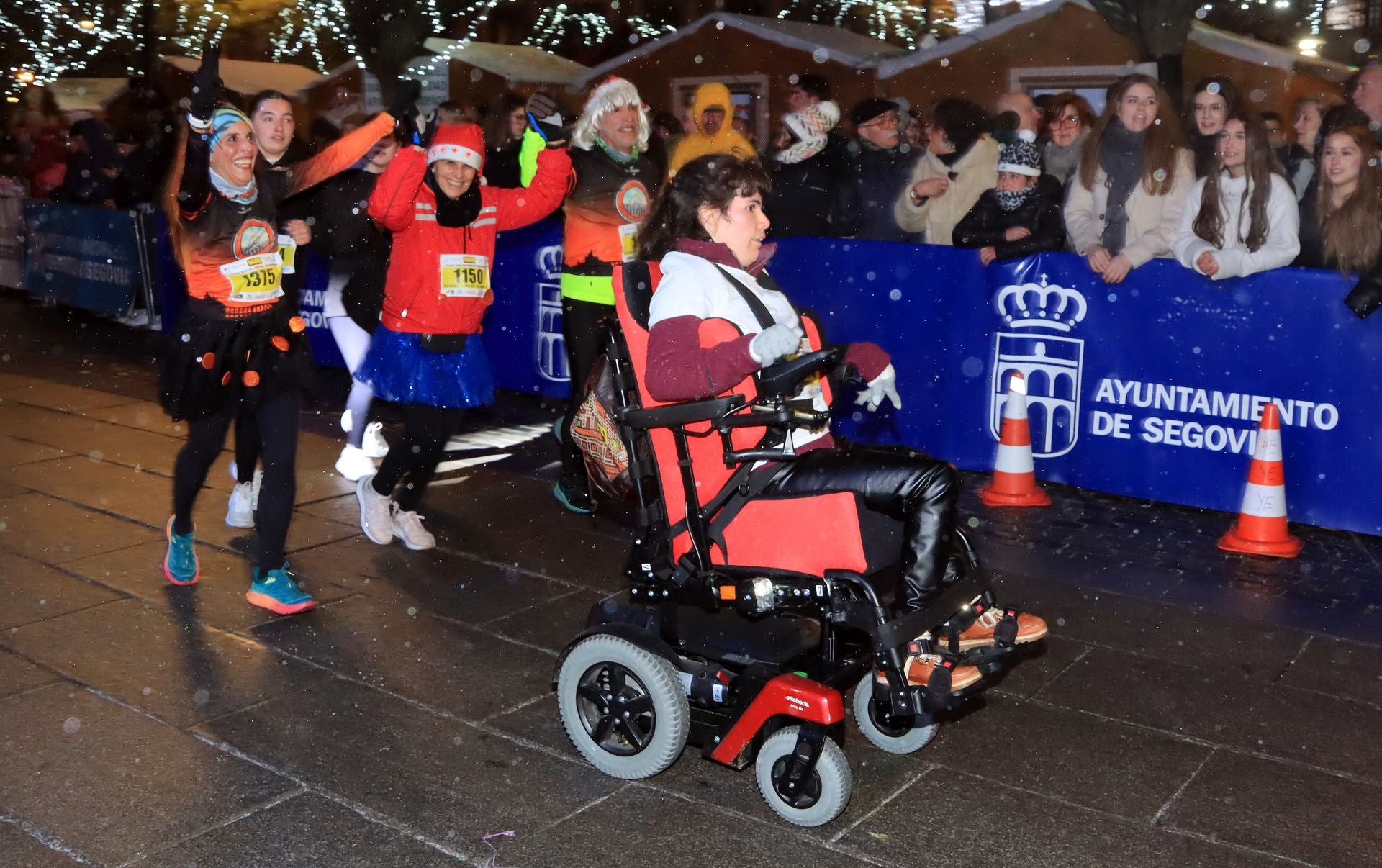 Fotografías de la San Silvestre de Segovia (1 de 3)