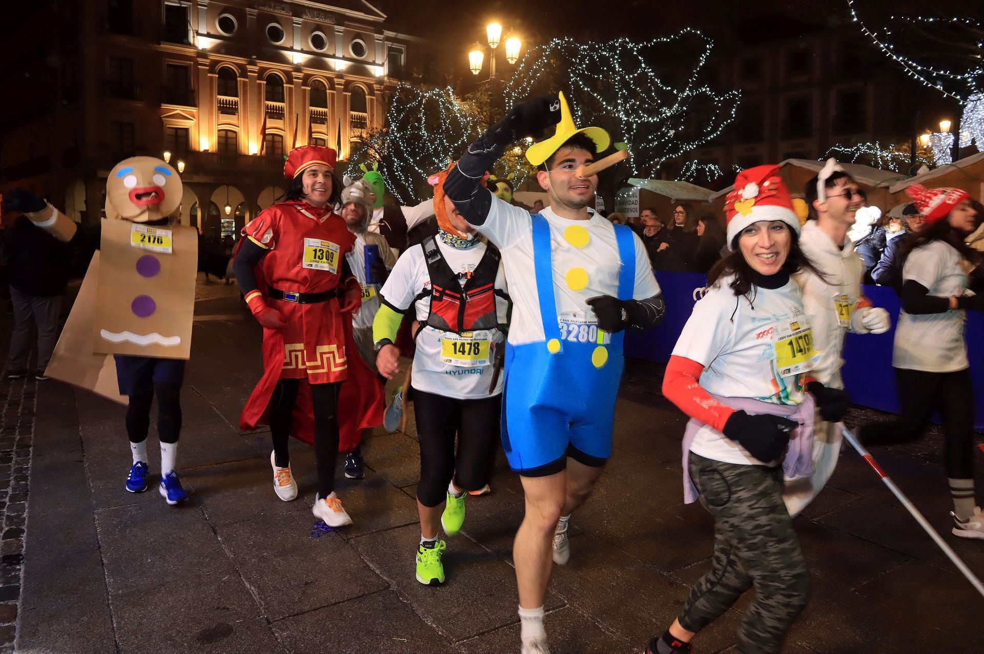 Fotografías de la San Silvestre de Segovia (1 de 3)