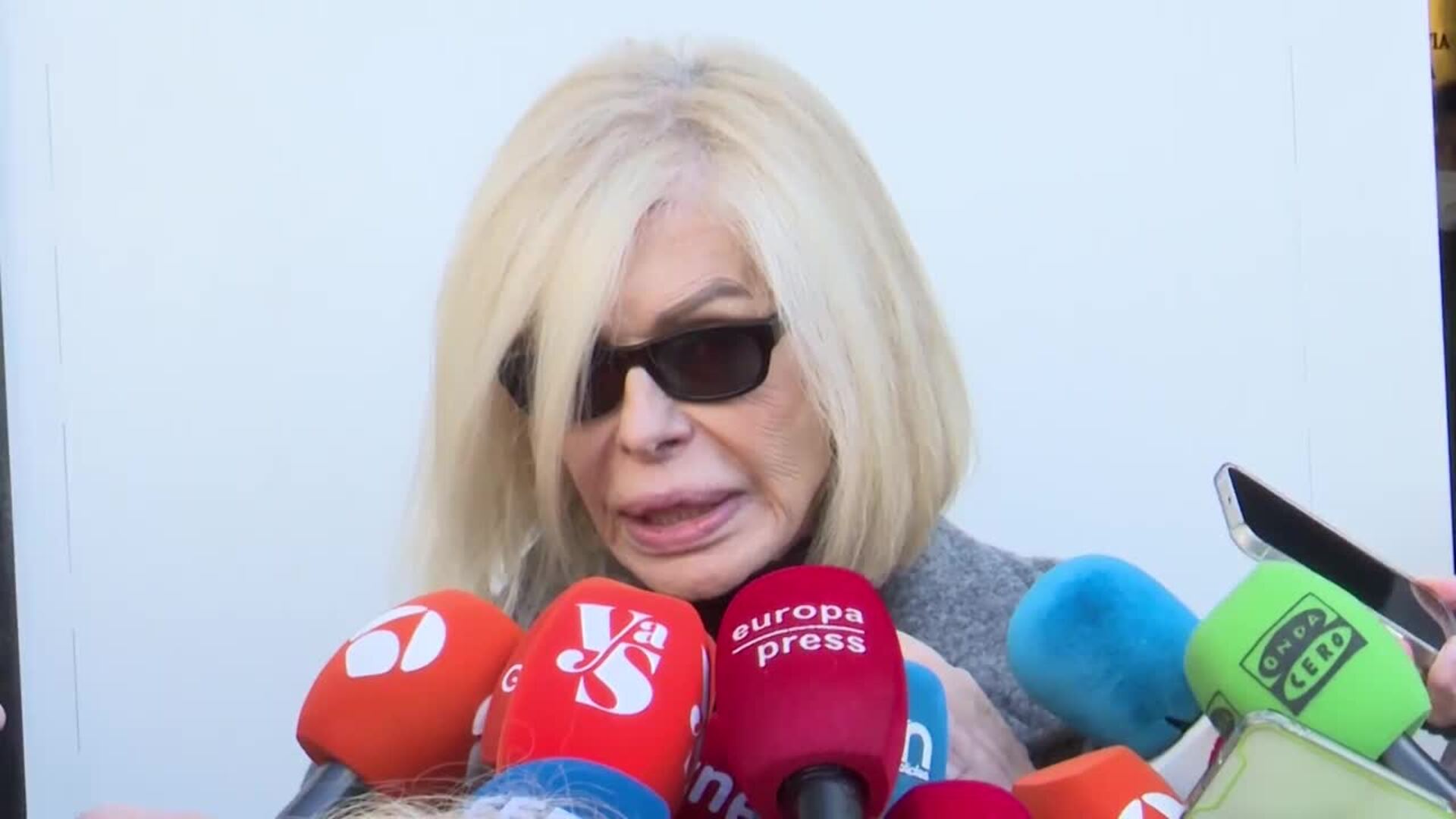 Familiares, amigos y el mundo de la cultura y política despiden a Marisa Paredes