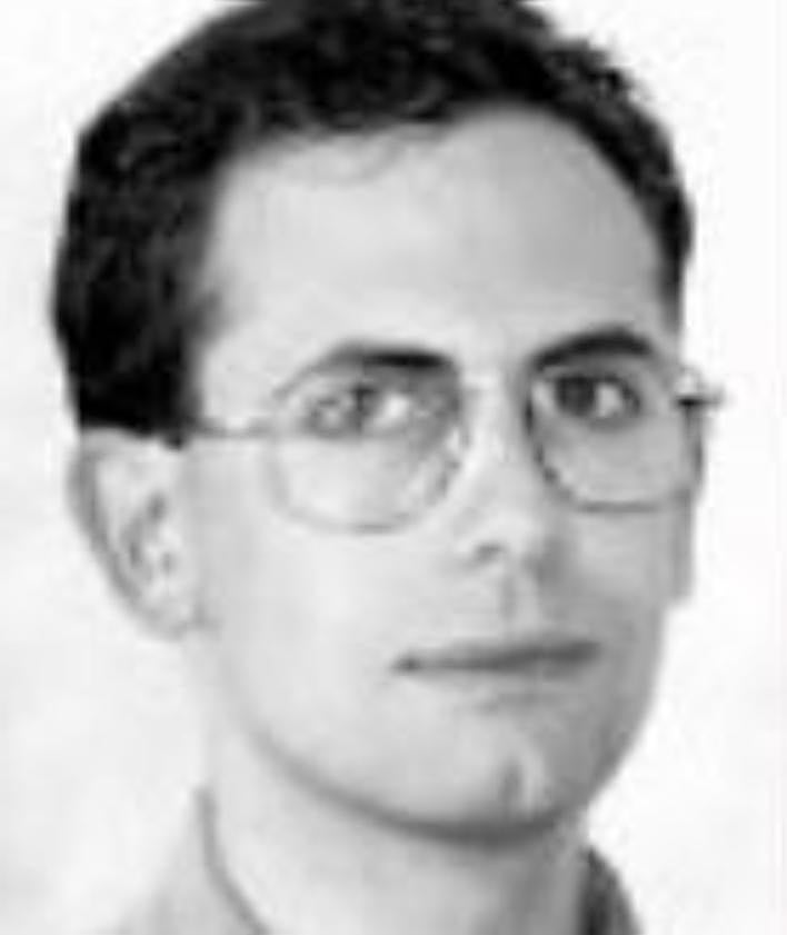 Imagen secundaria 2 - Jesús Quijano (PSOE), Alberto Gutiérrez Alberca (PP) y Luis Vélez (PSOE).