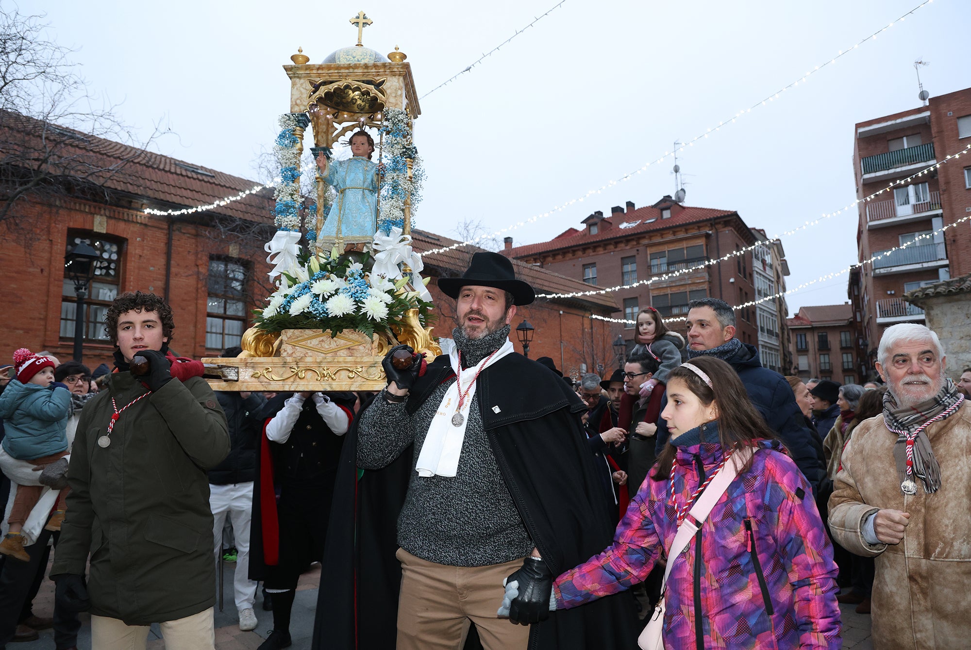 Así ha sido el Bautizo del Niño en Palencia