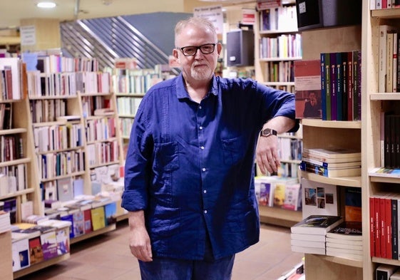 Mario Pérez Antolín, en la librería Margen de Valladolid.