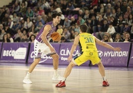 Imágenes de la derrota del RV Baloncesto este sábado en Pisuerga ante Ourense