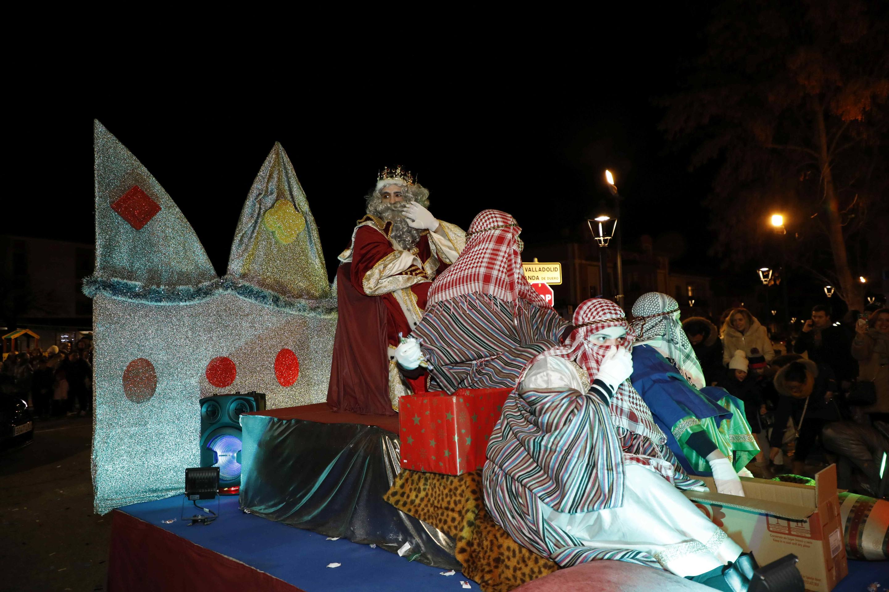 La cabalgata de Reyes de Peñafiel, en imágenes