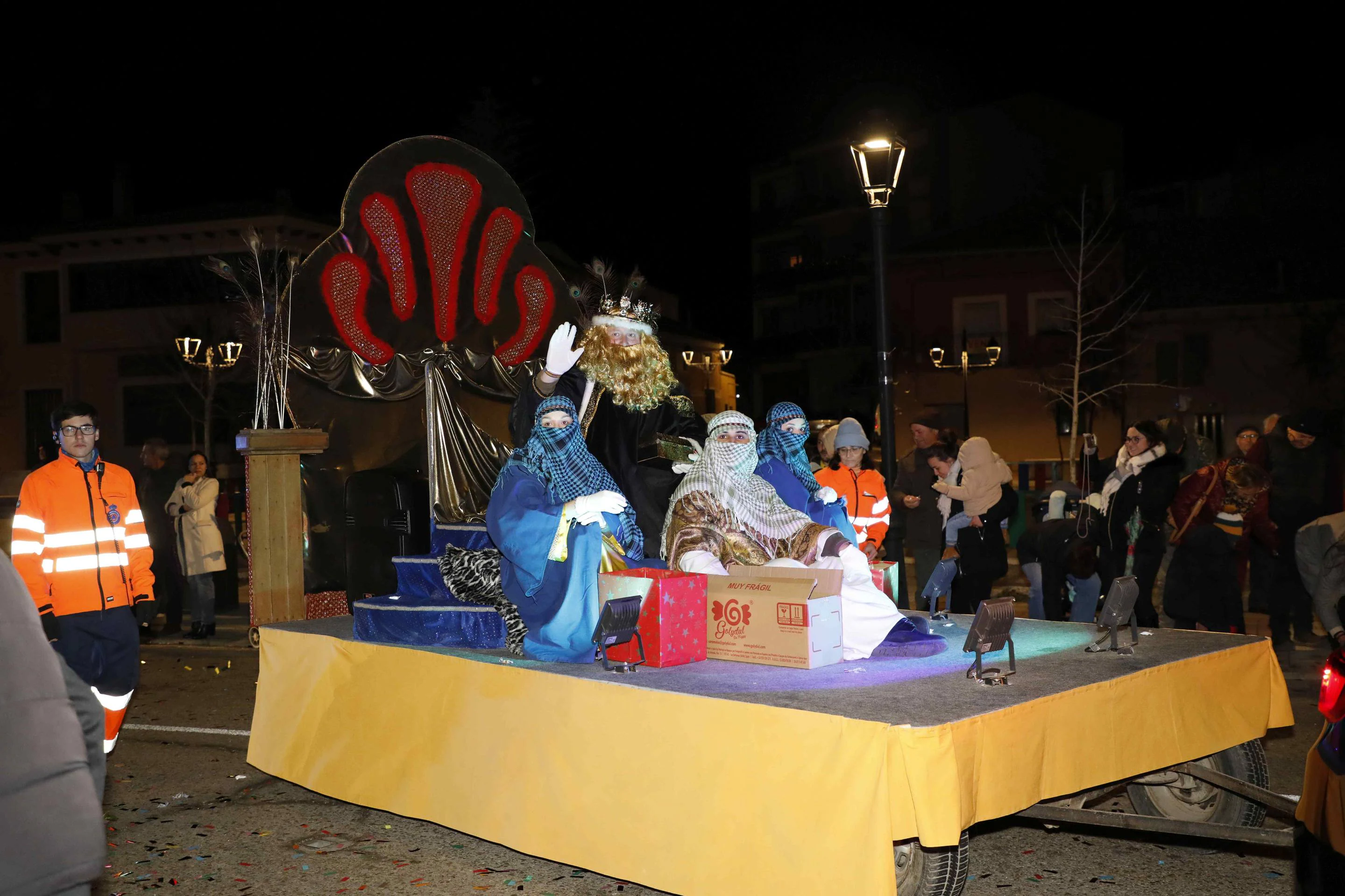 La cabalgata de Reyes de Peñafiel, en imágenes