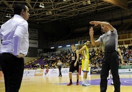 Iñaki Martín, en 2016 durante su anterior etapa en Pisuerga como técnico del club vallisoletano.