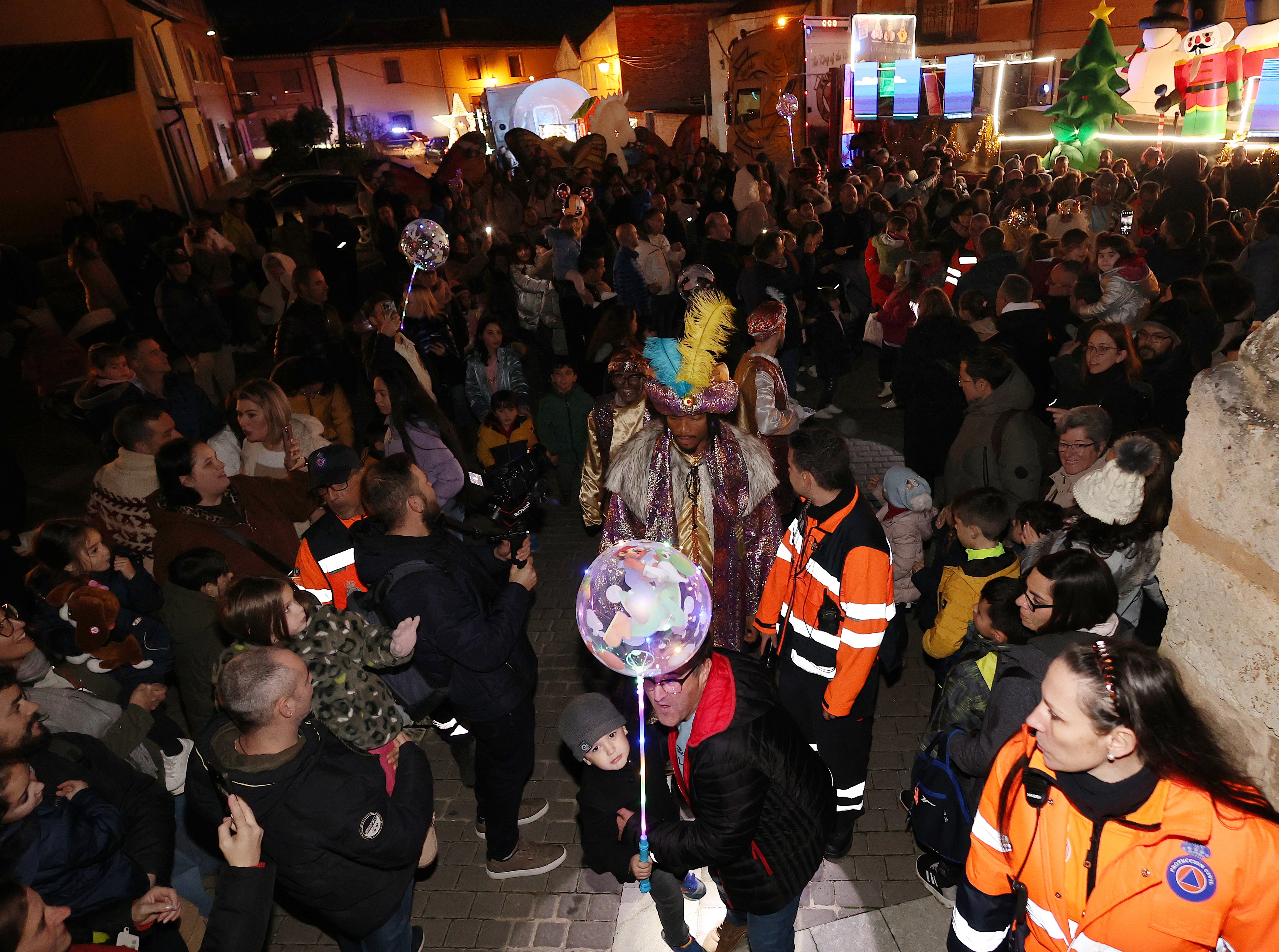 Así ha sido la Cablagata de despedida de los Reyes en Becerril