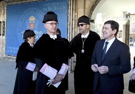 Mañueco, en la toma de posesión de José Miguel García como rector de la Universidad de Burgos.