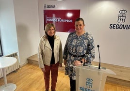 Las concejalas socialistas Raquel de Frutos y Clara Martín.