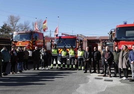 Minuto de silencio en el Parque de Bomberos de Peñafiel.