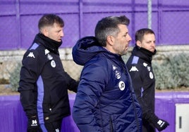 Paulo Pezzolano, durante su etapa como entrenador del Real Valladolid.