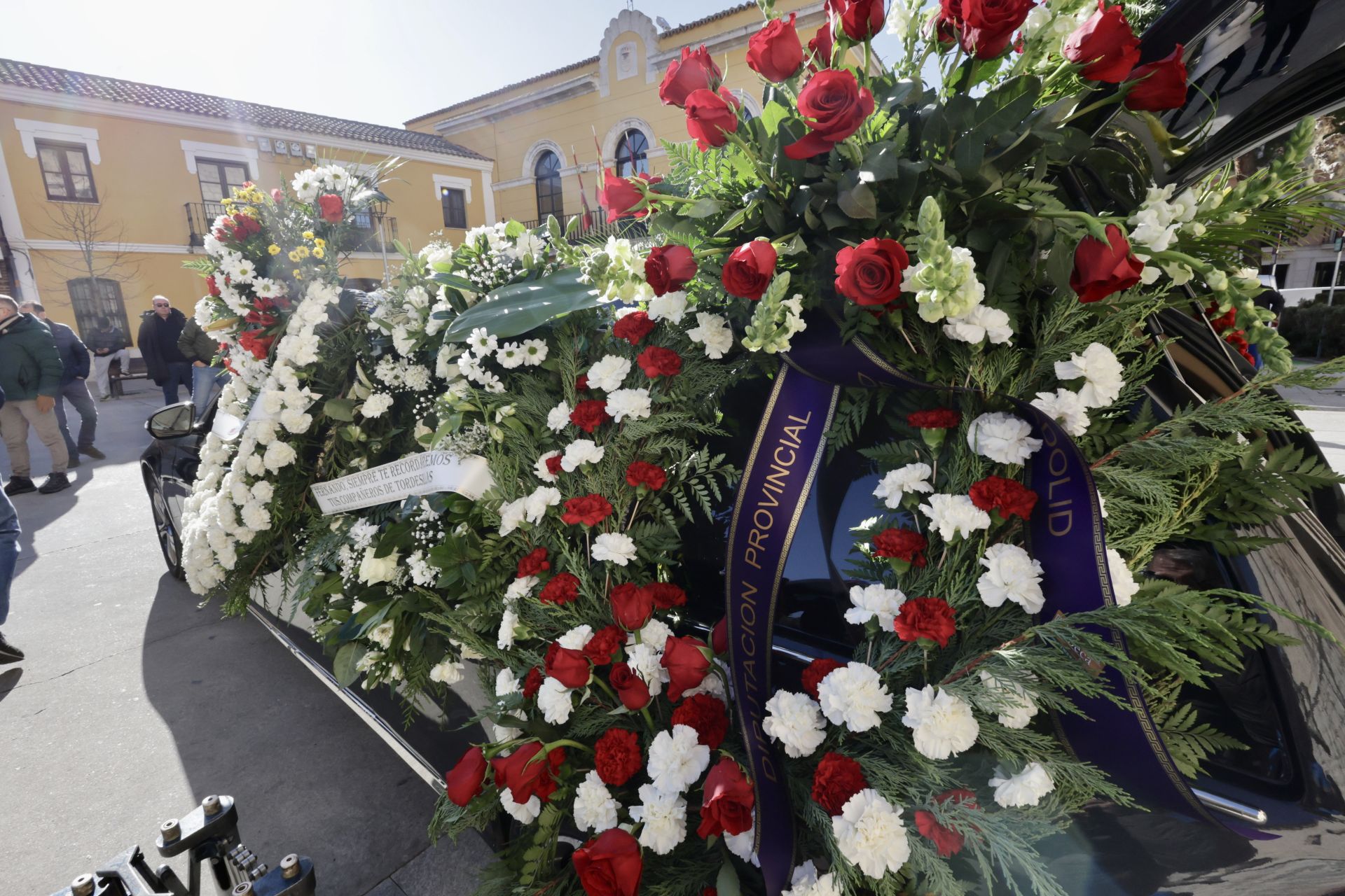 Funeral en Tudela de Duero por el bombero fallecido en acto de servicio en Fompedraza