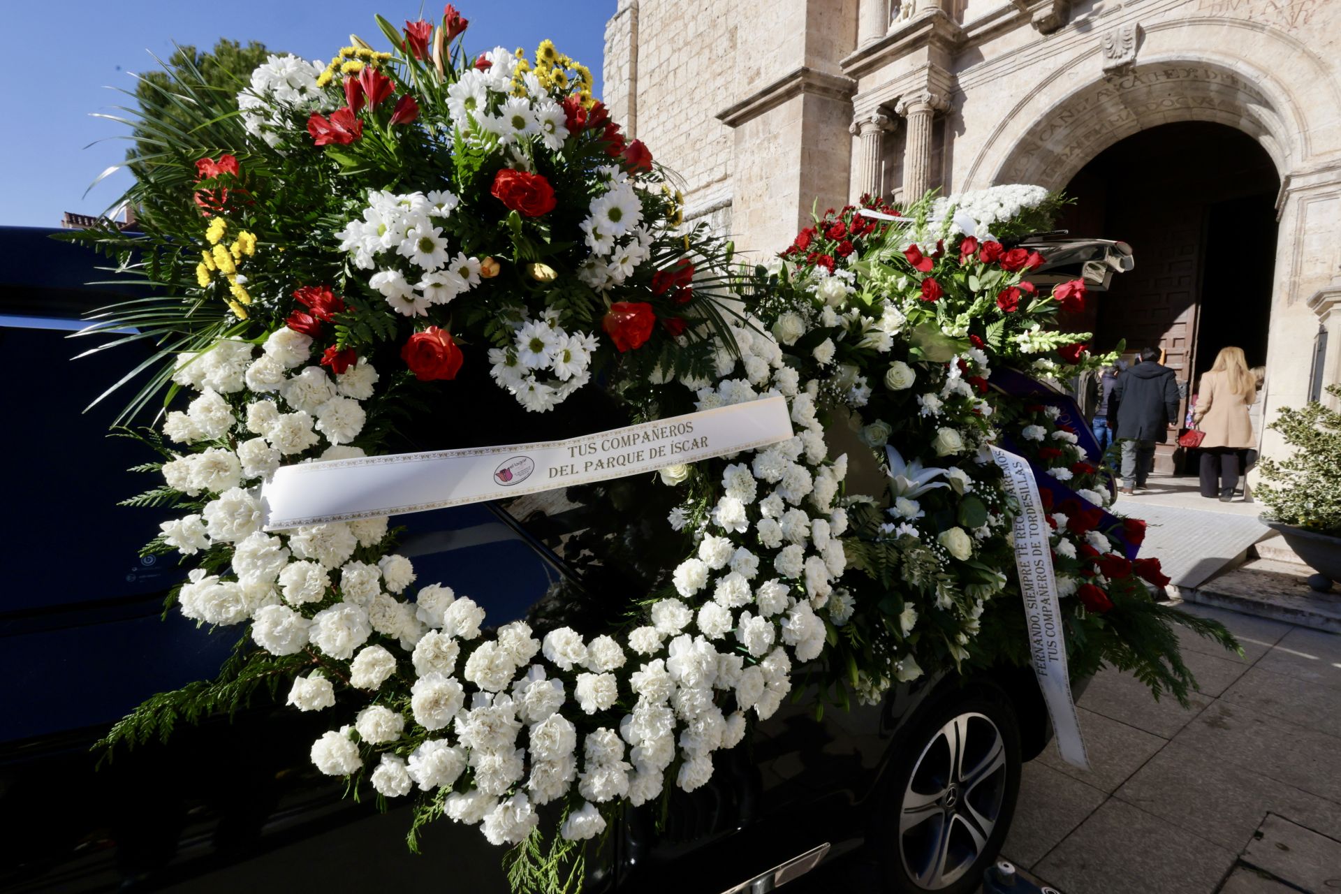 Funeral en Tudela de Duero por el bombero fallecido en acto de servicio en Fompedraza