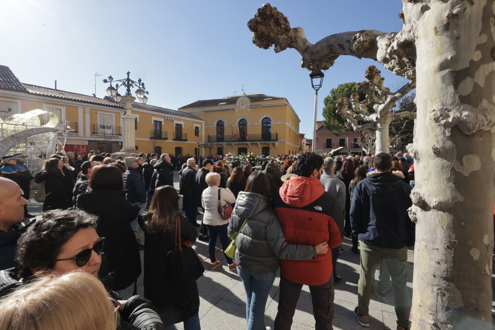 Funeral en Tudela de Duero por el bombero fallecido en acto de servicio en Fompedraza