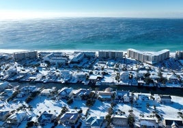 La costa de Florida cubierta de nieve