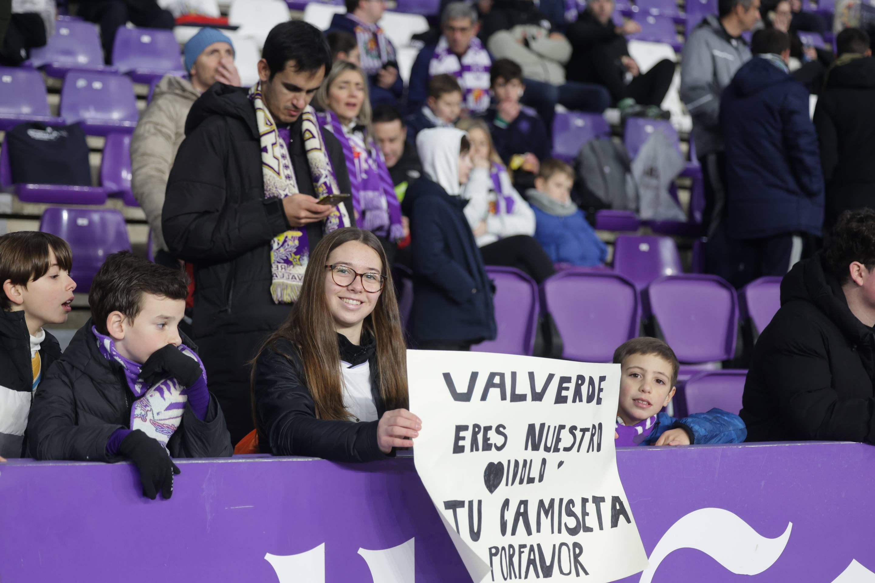 Búscate en la grada del Real Valladolid-Real Madrid (3/4)