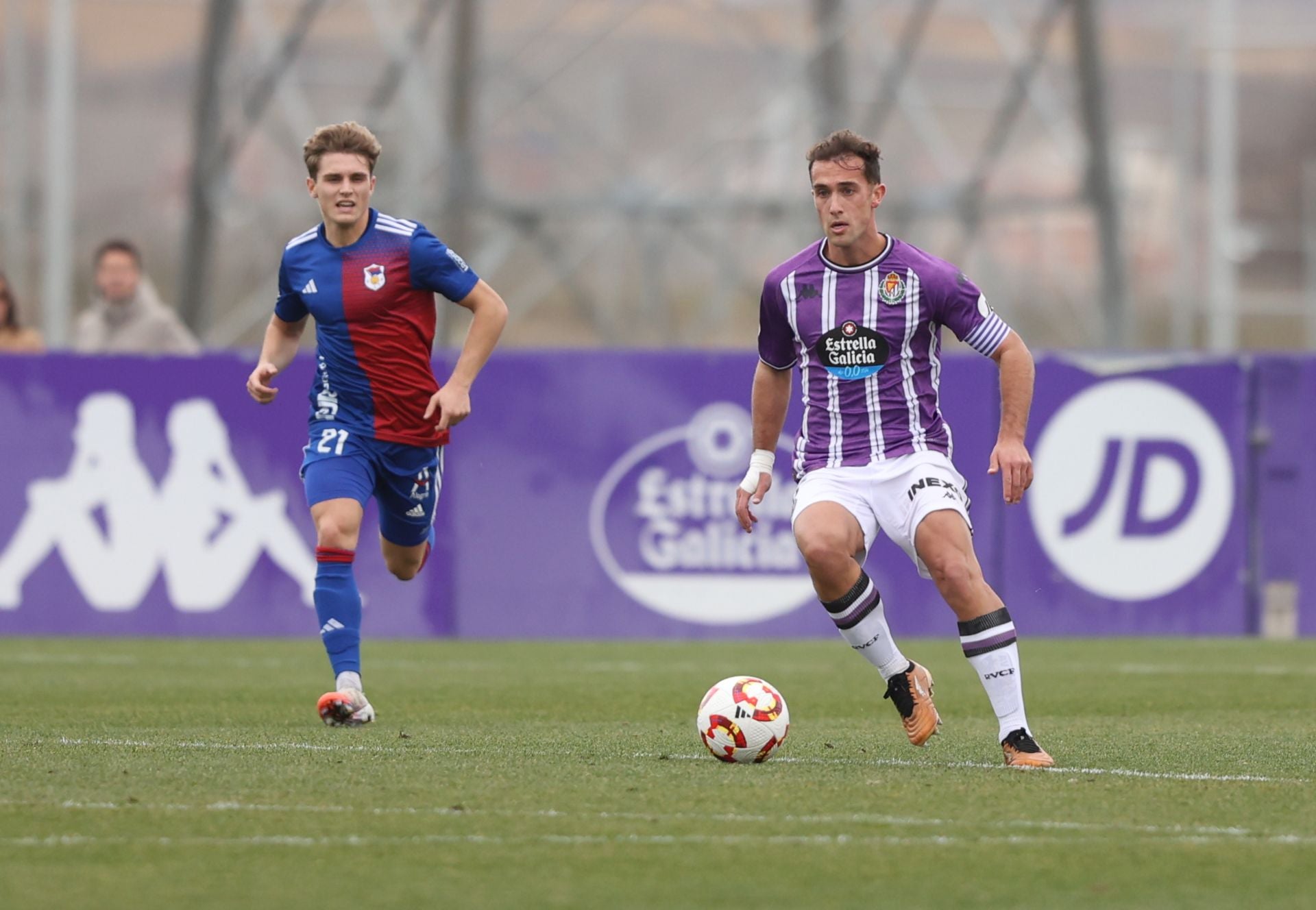 Imágenes del empate entre el Promesas y el Langreo