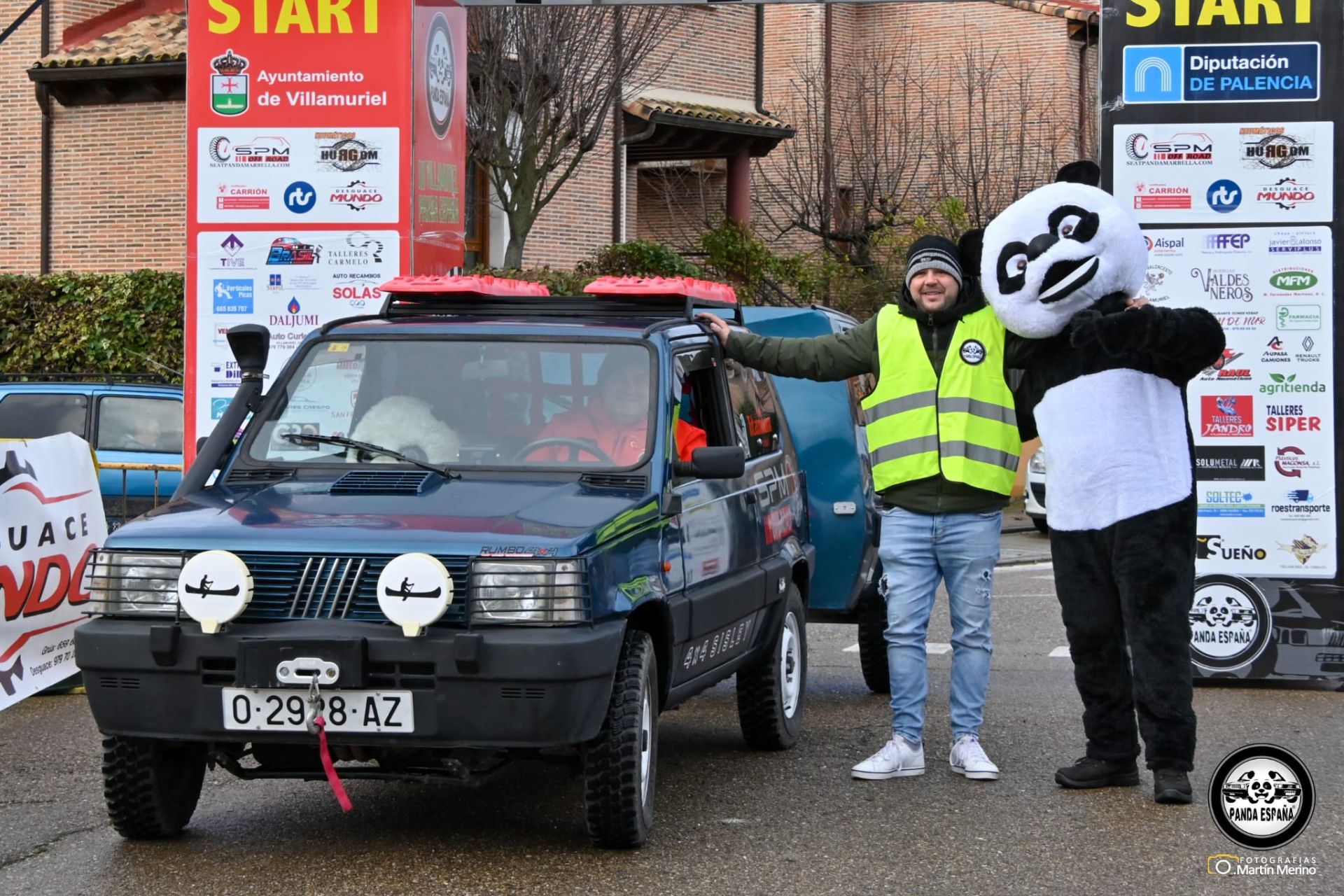 Casi un centenar de coches Pandas se citan en Villamuriel