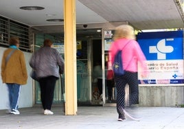 Entrada al Centro de Salud del Barrio España, en Valladolid capital.