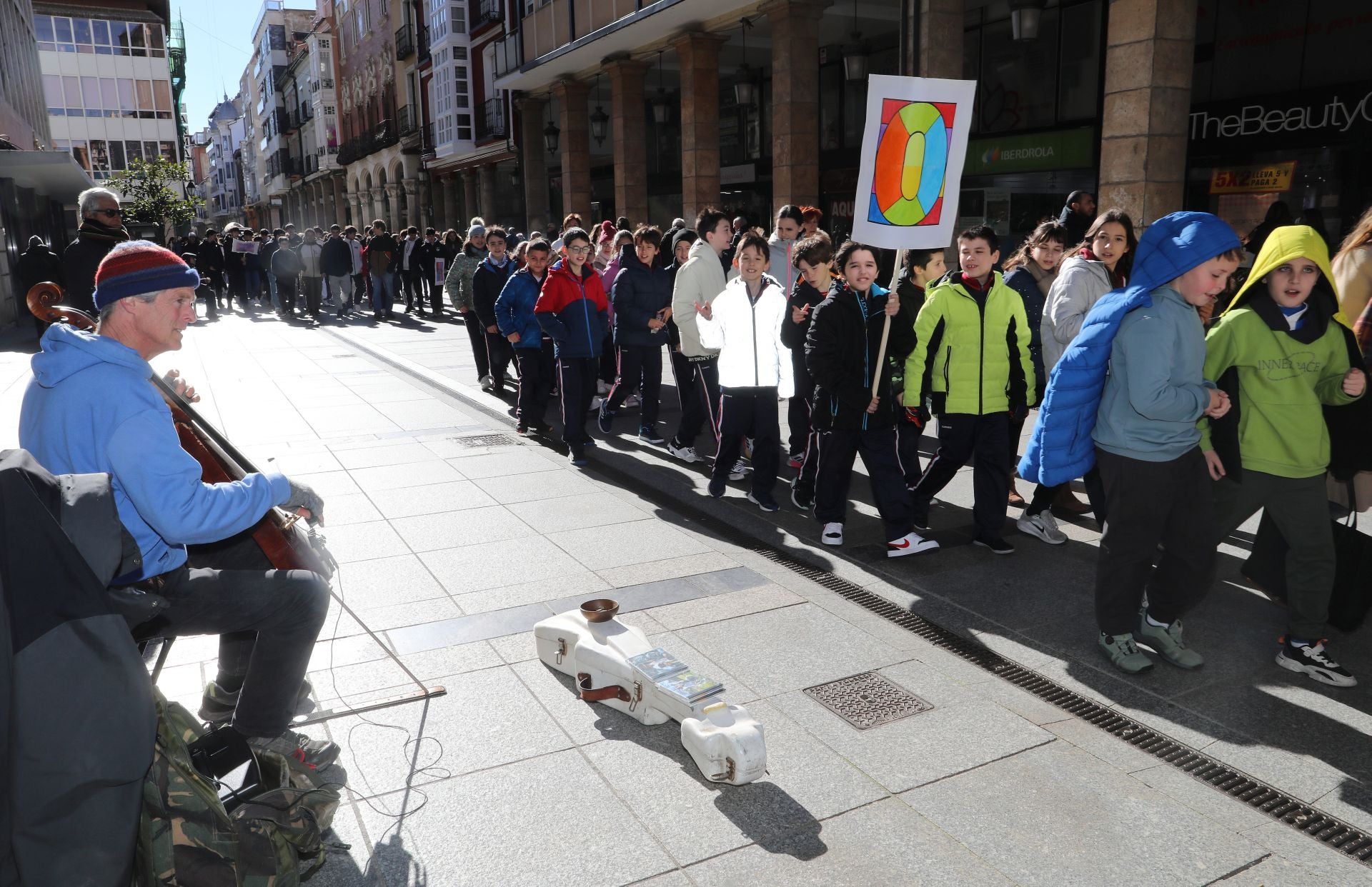 Los alumnos de Palencia claman por la paz