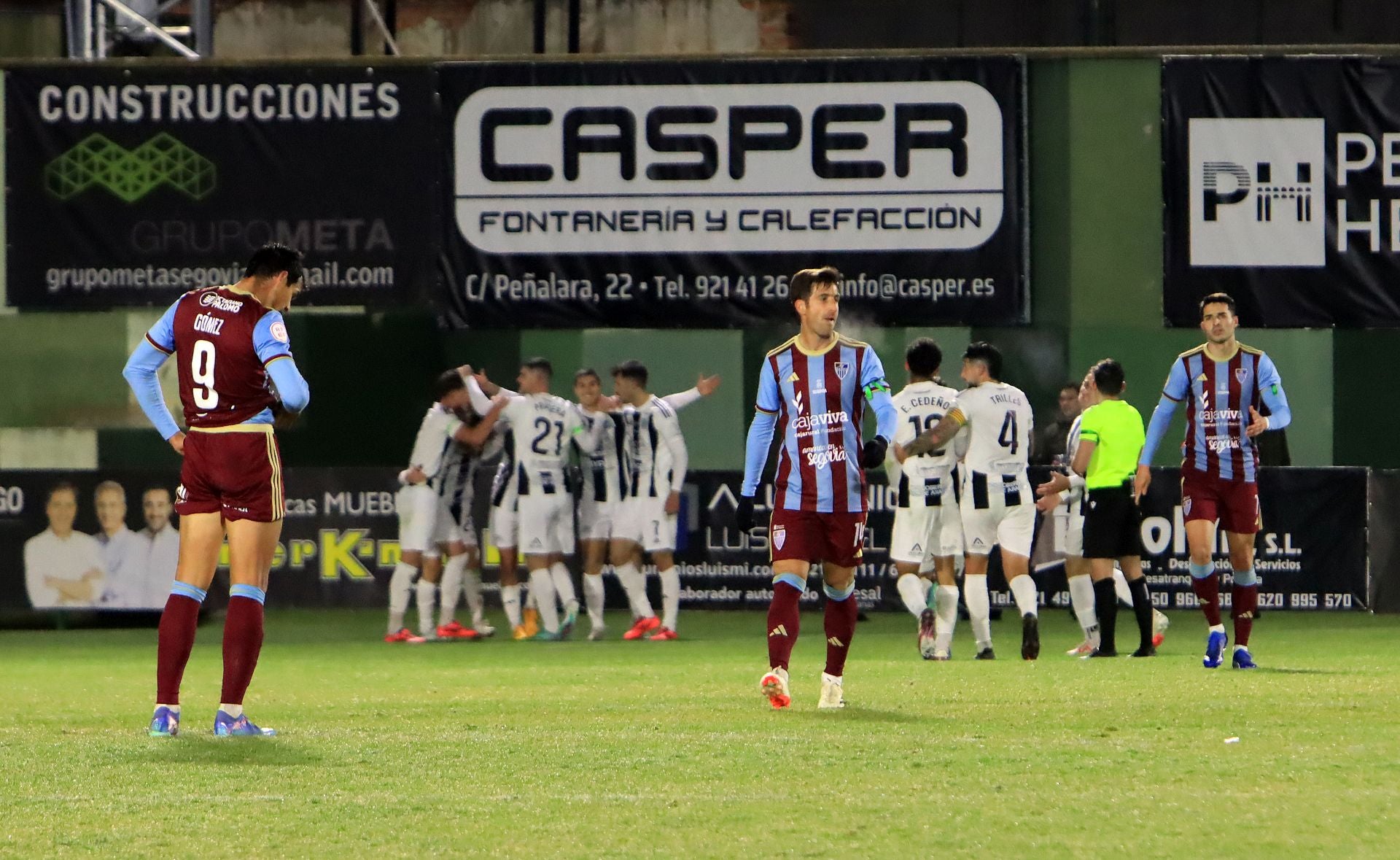 Fotos de la derrota de la Segoviana ante el Tarazona